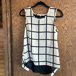 Black & White Blouse‎ XS